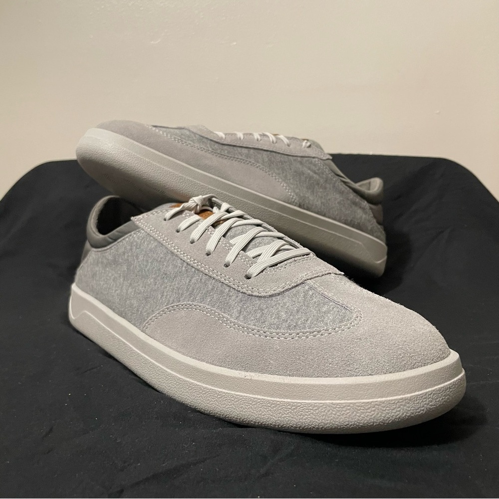 OluKai Puliki Gray